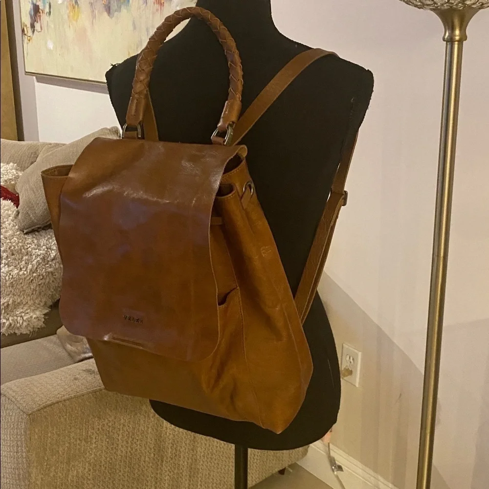 Velez Elegant Tan Leather Backpack